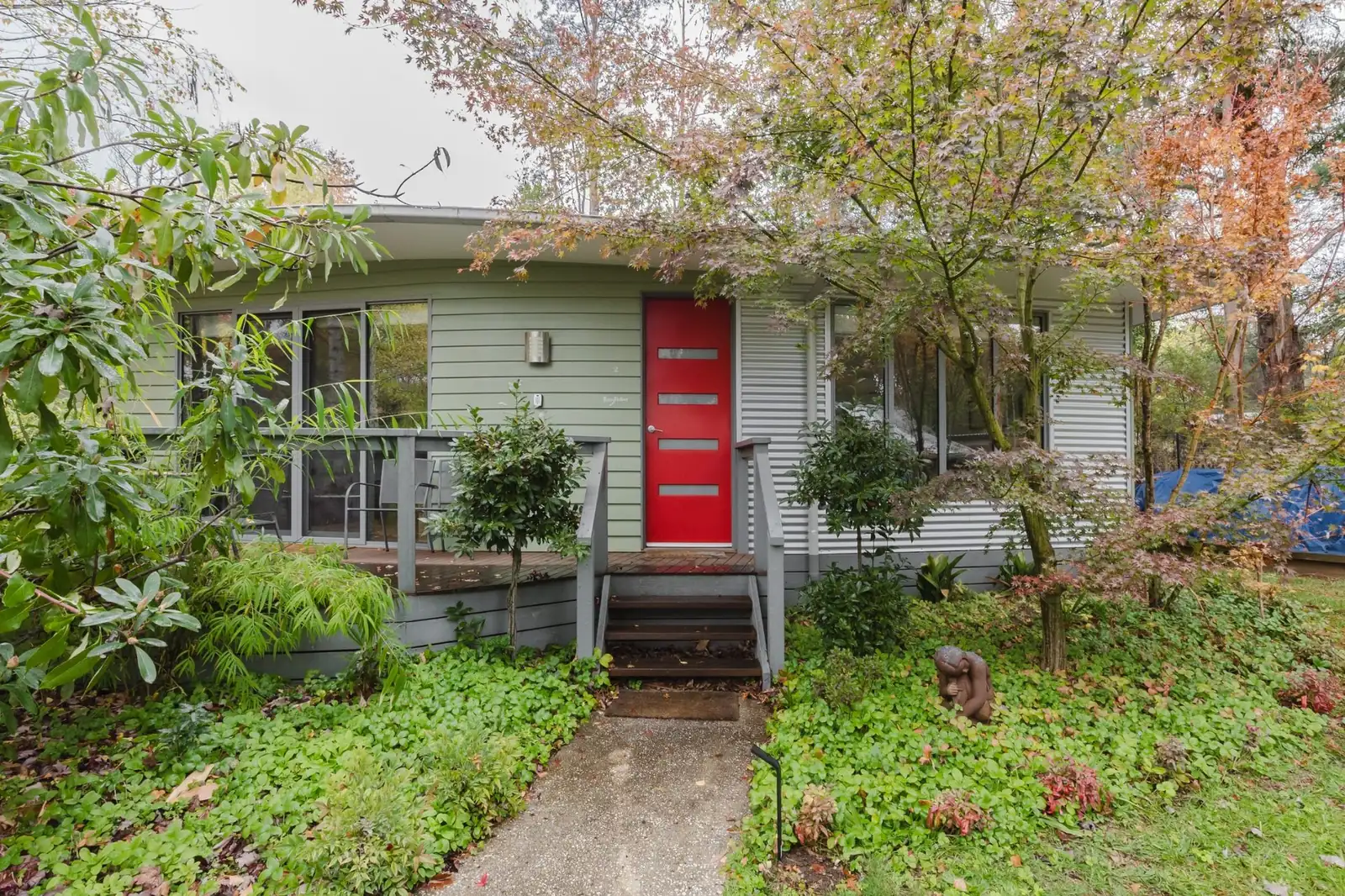 Luxury cottage interior at Dalrymples Guest Cottages in Marysville