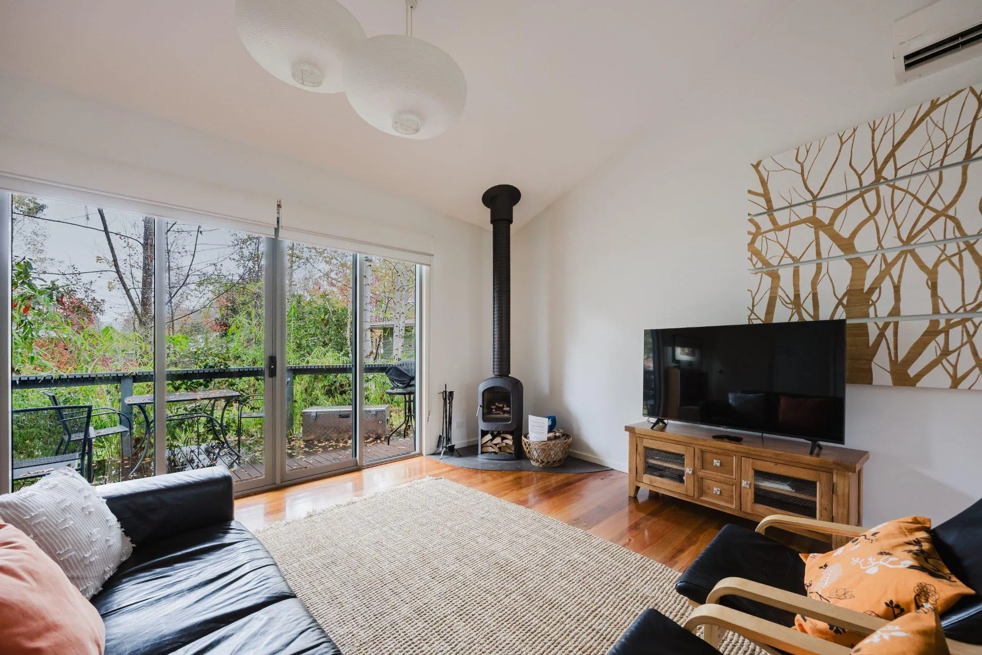 Kingfisher luxury cottage in Marysville Victoria