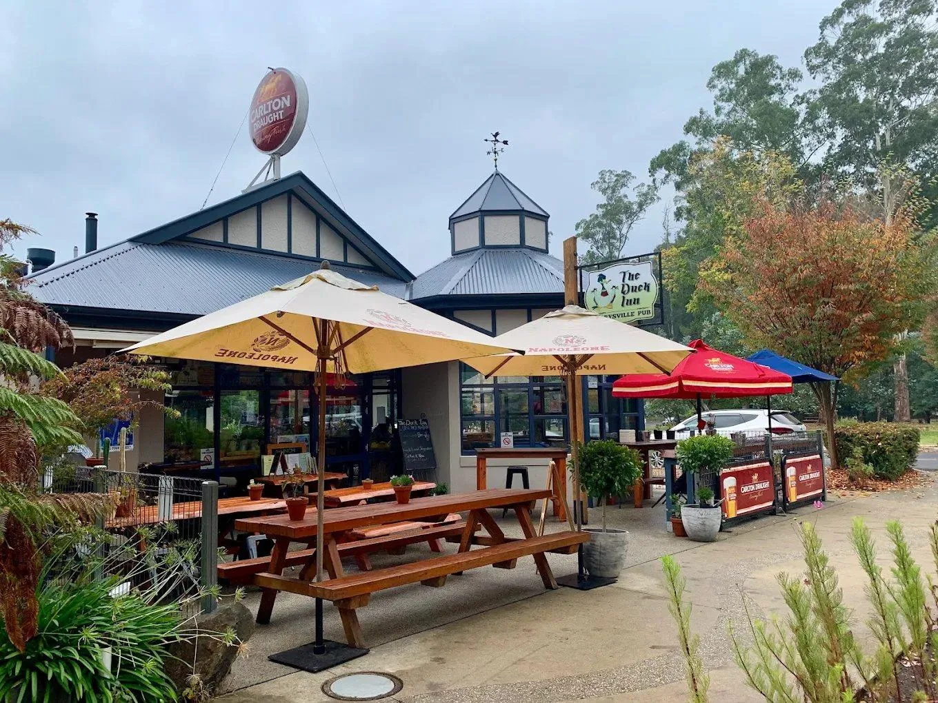 The Duck Inn exterior