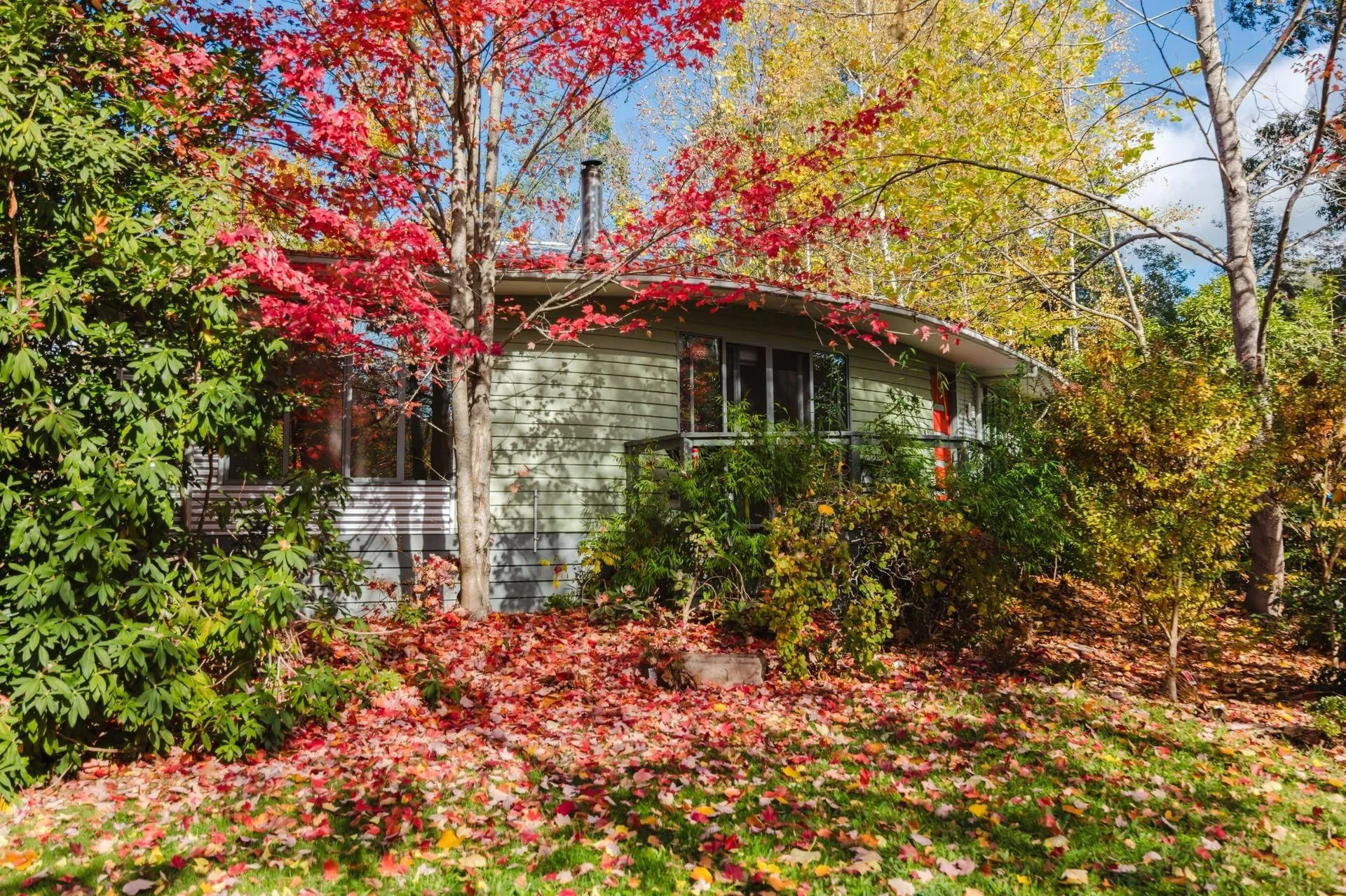 Comfortable lounge inside a Dalrymples cottage