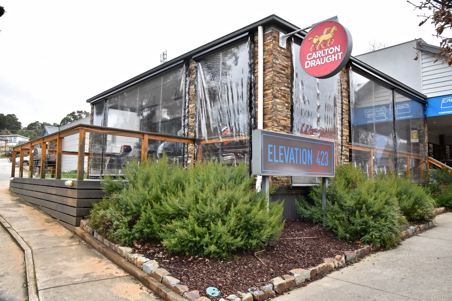 Casual cafe style dining in Marysville