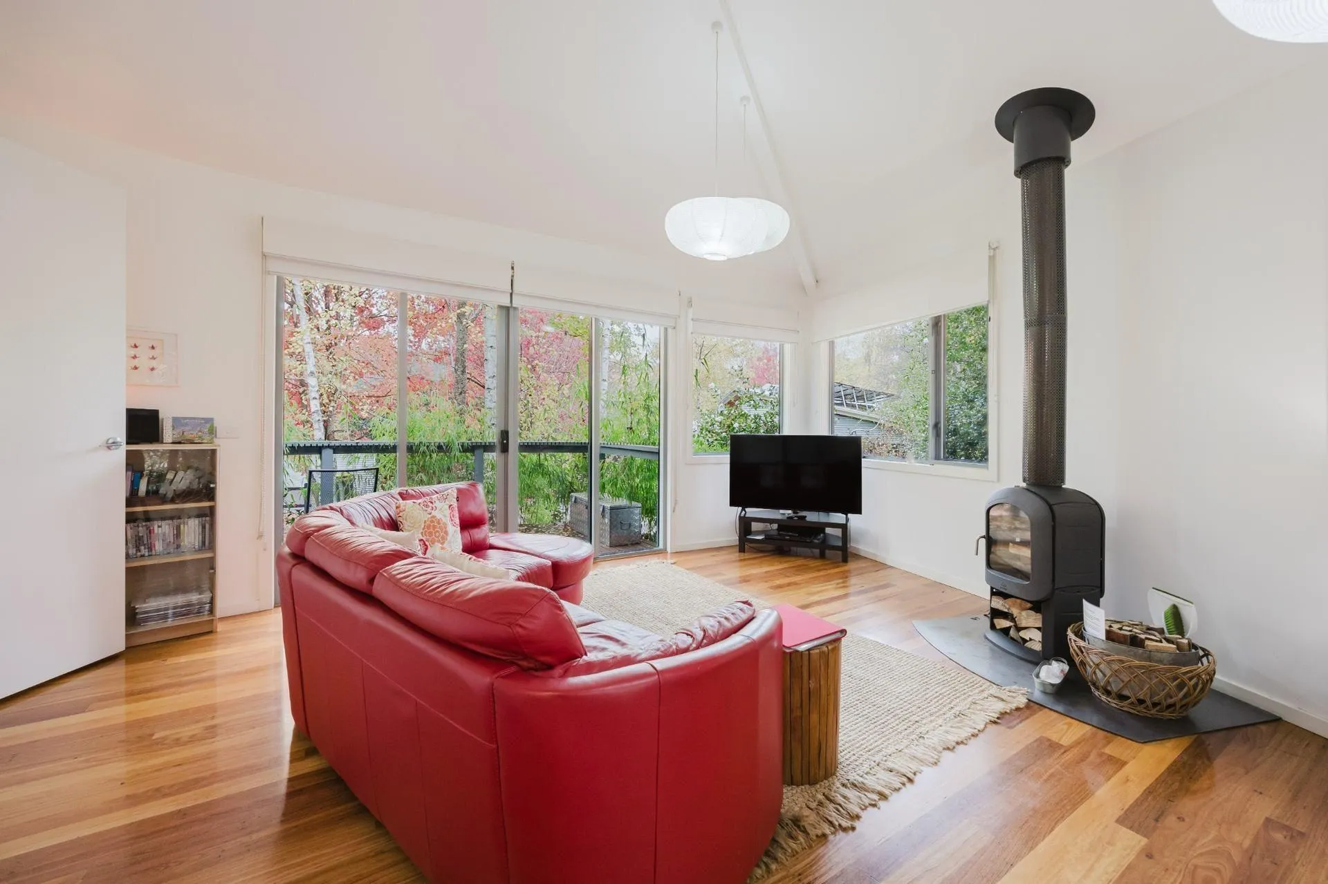 Robin's Nest interior