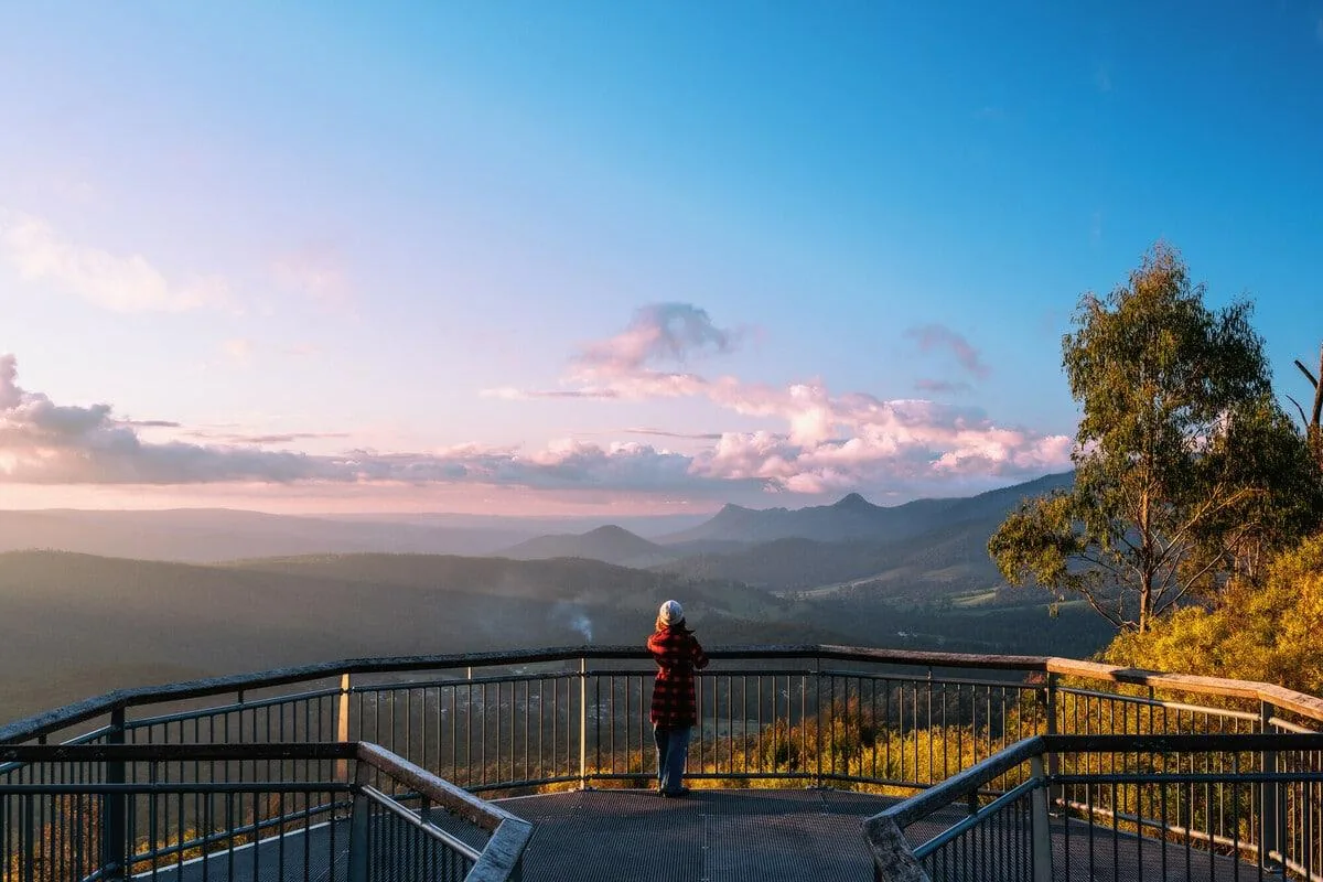 Dawn over the ranges seen from Keppel Lookout