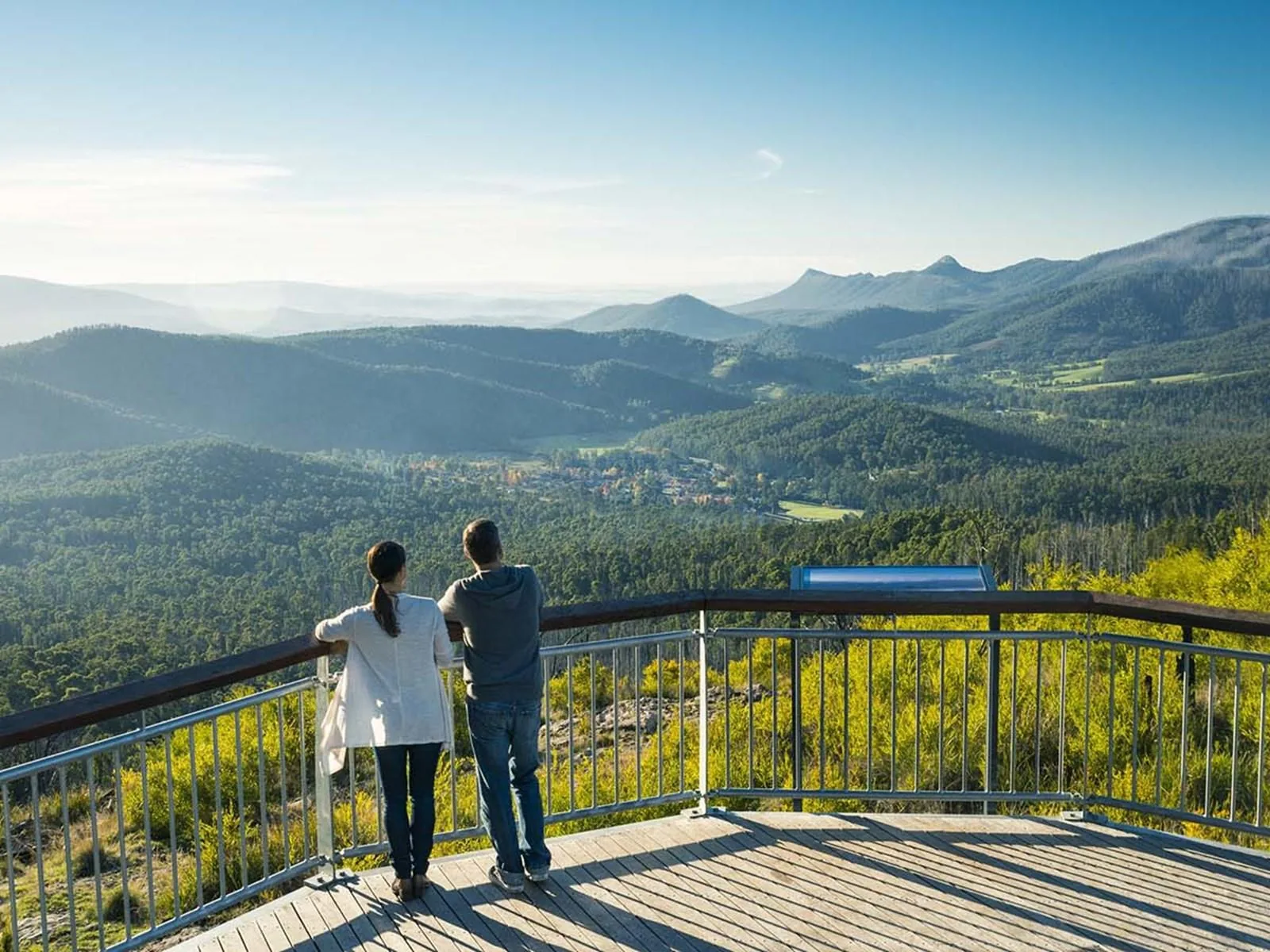 View from Keppel Lookout over Marysville and the ranges